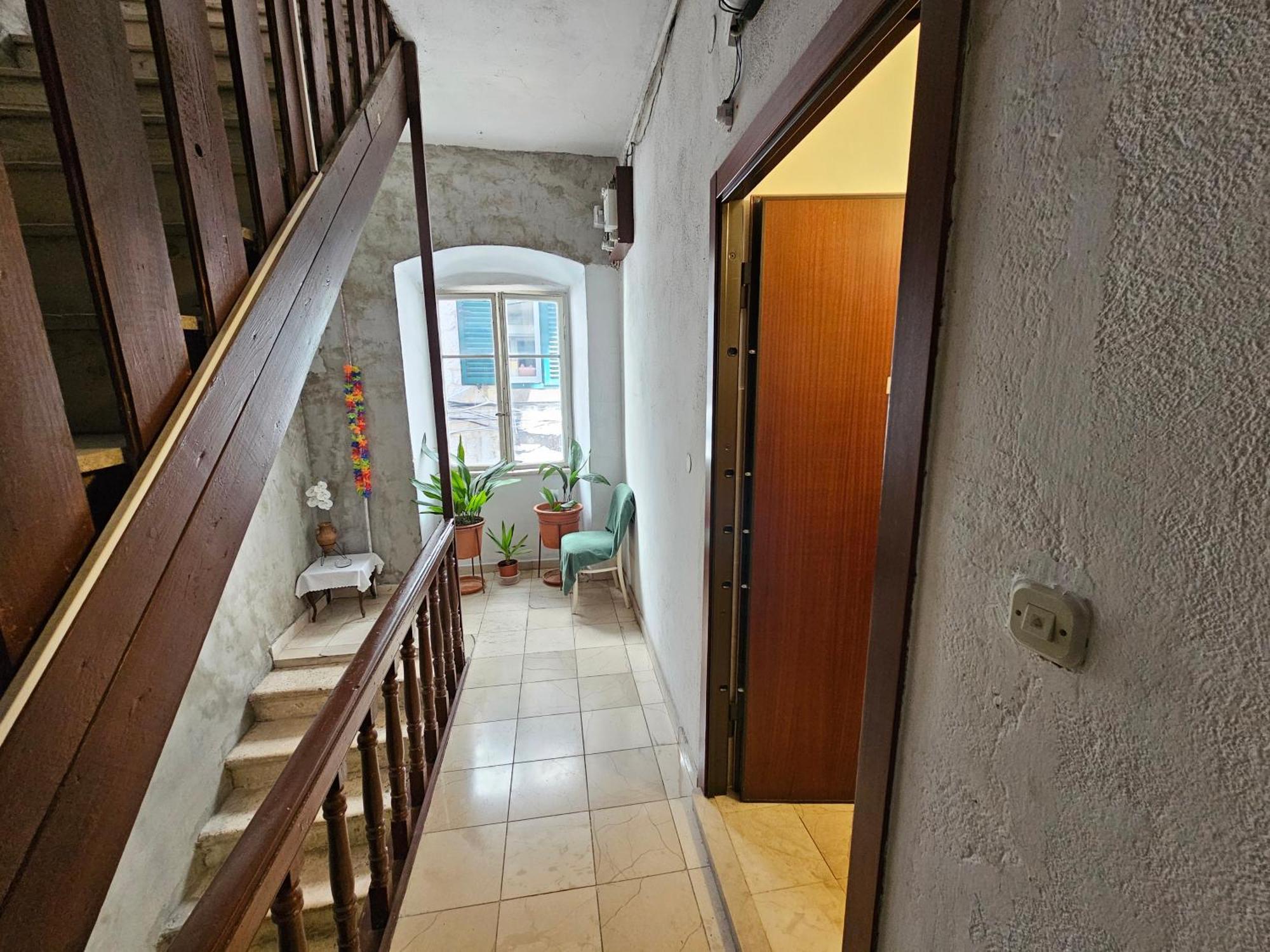 Center Room D16 In The Ancient Roman Palace สปลิท ภายนอก รูปภาพ